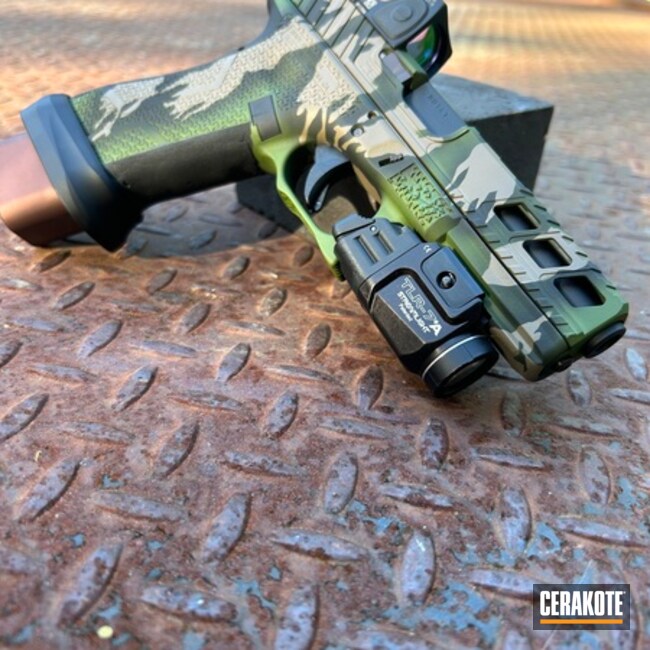 Multicam® Bright Green, Armor Black, Super Grip And Magpul® Flat Dark Earth Glock 17 Tiger Stripe