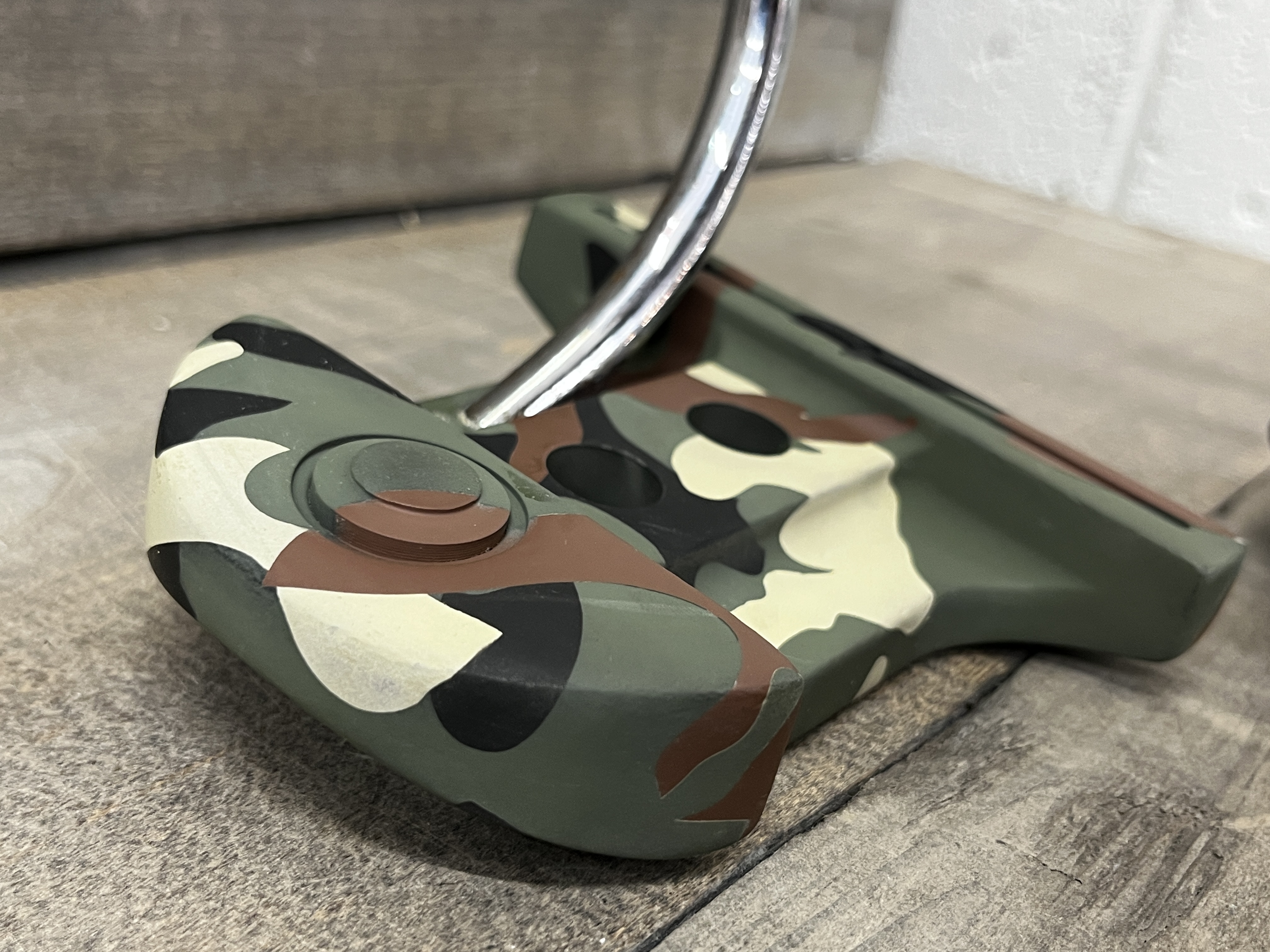 Custom Orange Putter Camo Putter | Cerakote