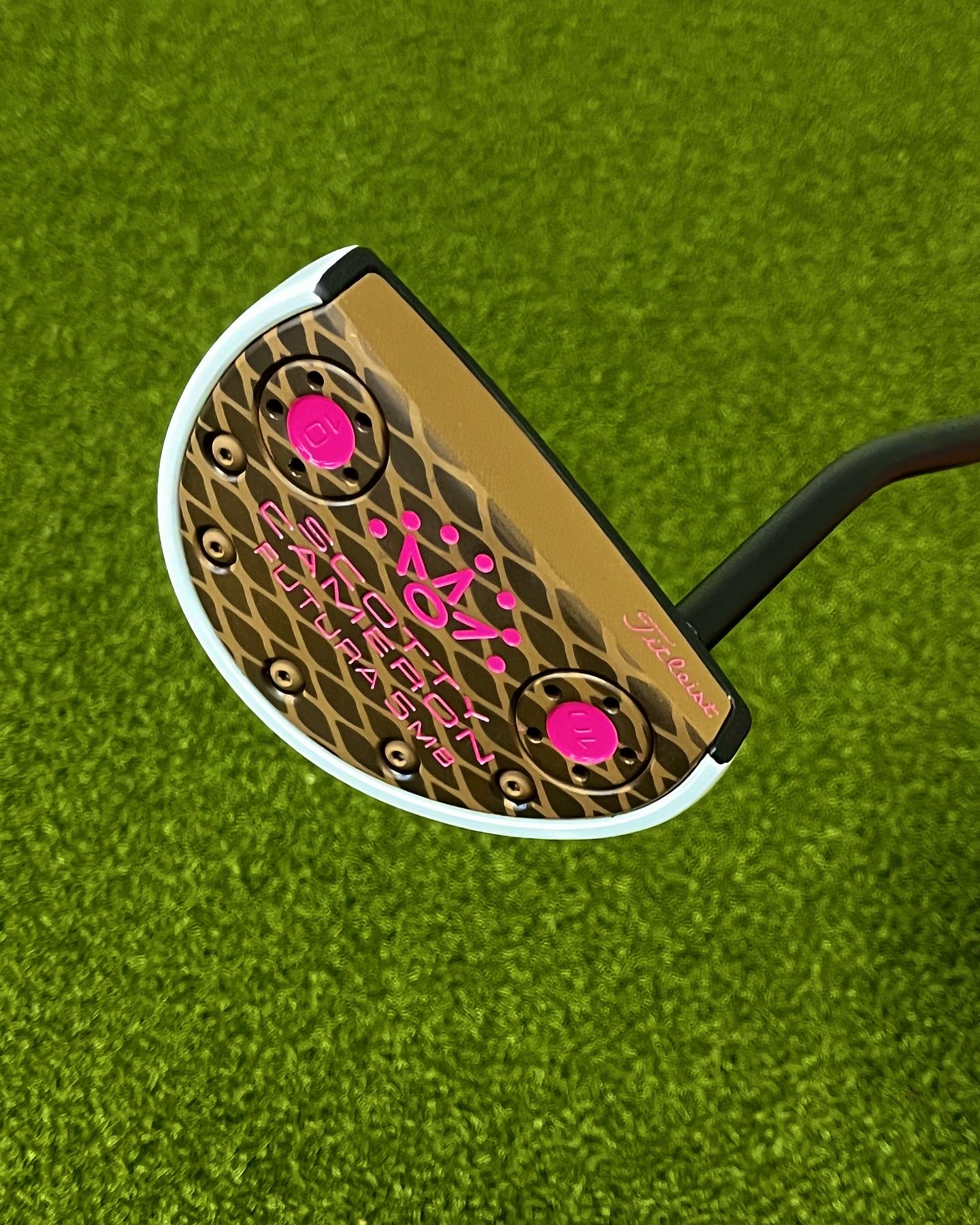 Scotty Futura Putter in Savage® Stainless, Desert Sand, Stormtrooper ...