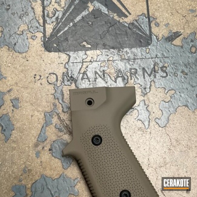 Magpul® Flat Dark Earth Cz Scorpian Grip