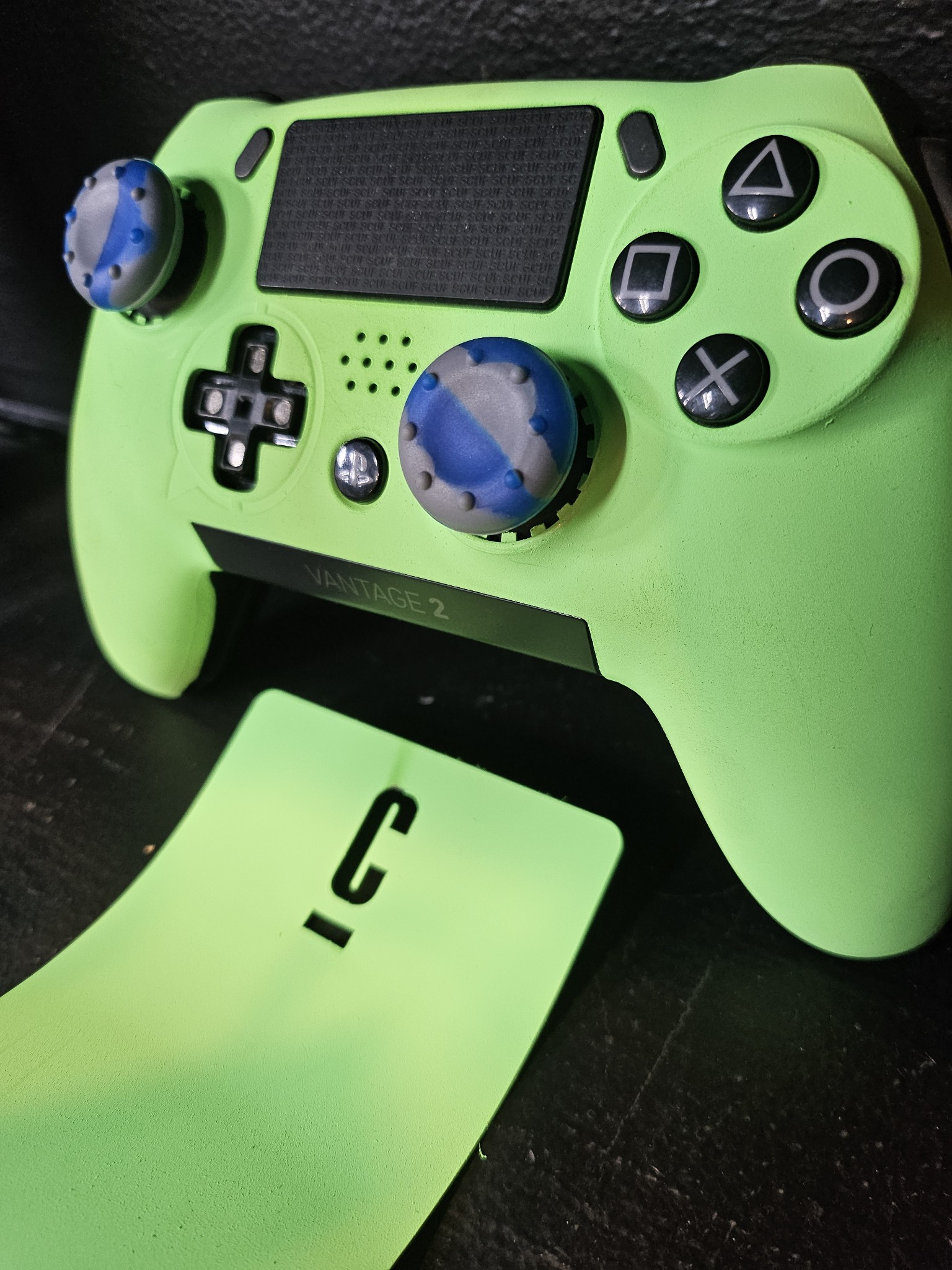 Parakeet green PlayStation controller | Cerakote