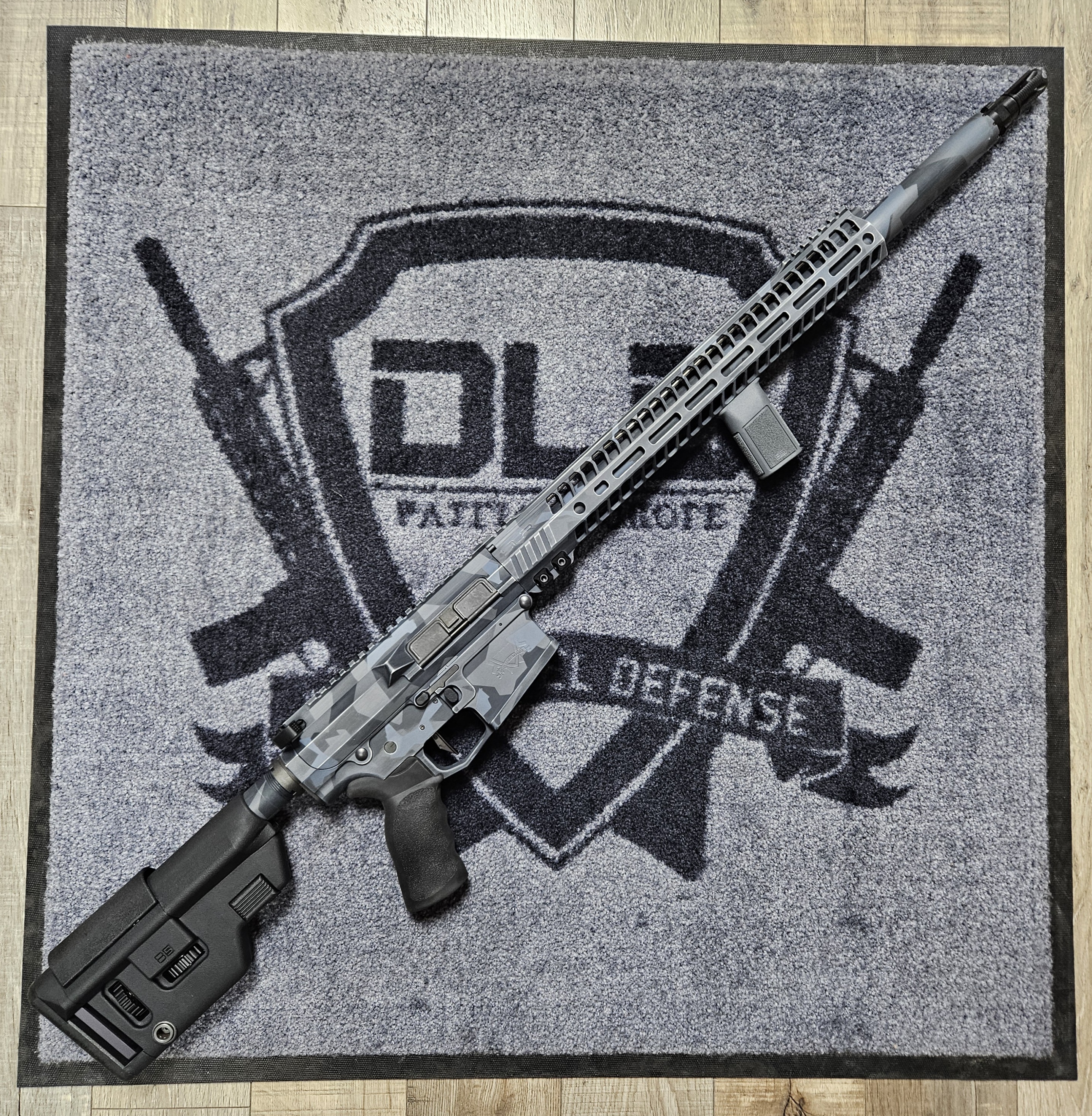 Custom Distressed Splinter AR-10 Rifle | Cerakote