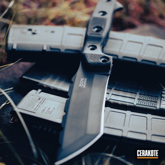 3 Dog Knife Amuk In Graphite Black