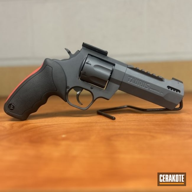 Taurus Raging Hunter