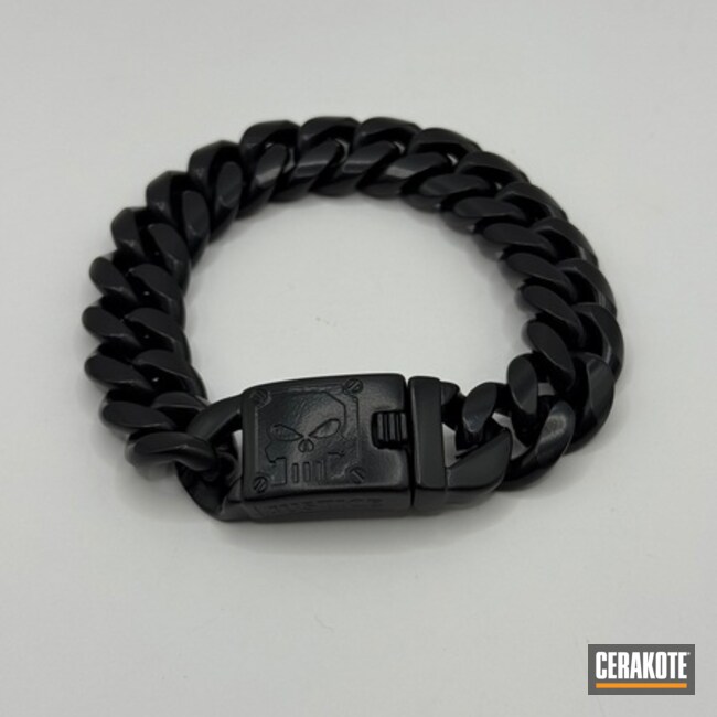 Bracelet In Blackout