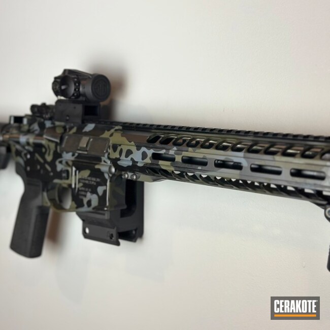 Multicam Black
