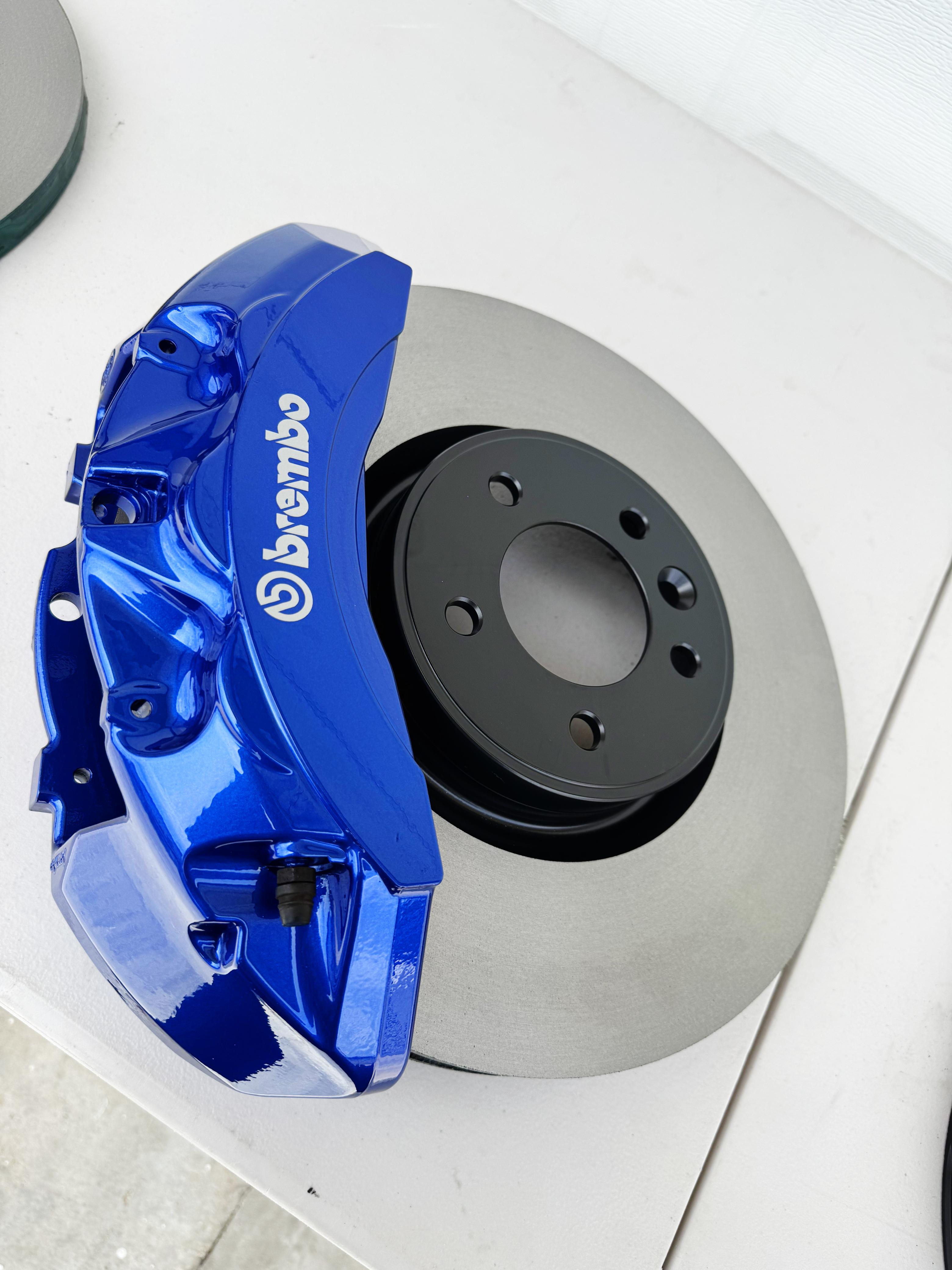 Range Rover Sport Brembo Brakes E-100 Blackout | Cerakote