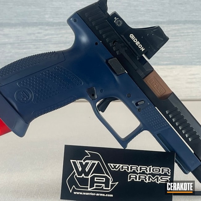 Cz P10c In Kel-tec Blue And Stoplight Red Mag Extension 