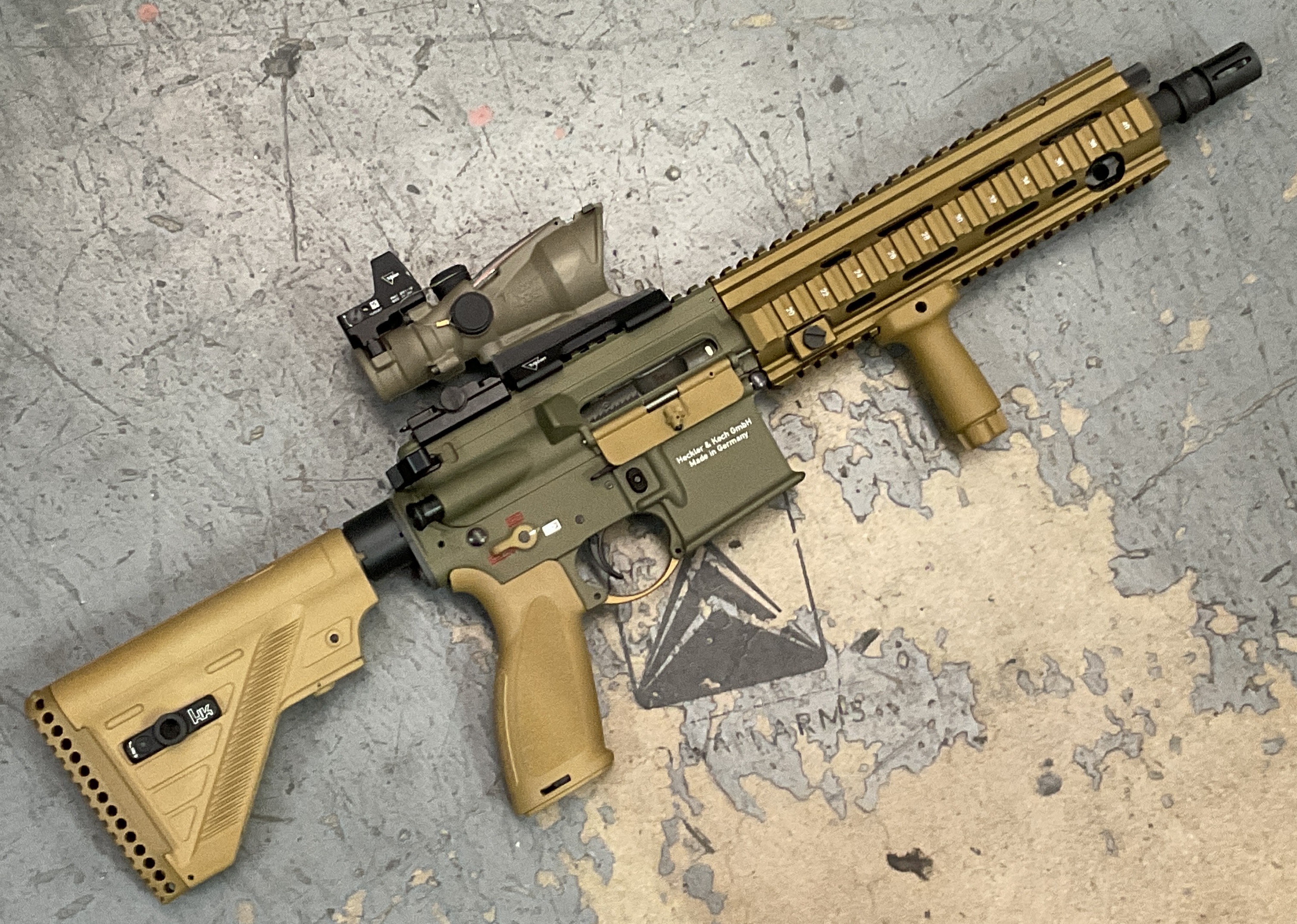 クリーク HB-01スペシャル Hk416 done in a Gold Finish | Cerakote