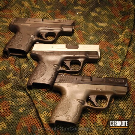 Powder Coating: Graphite Black H-146,Shimmer Gold H-153,Smith & Wesson,Handguns,MAGPUL® O.D. GREEN H-232