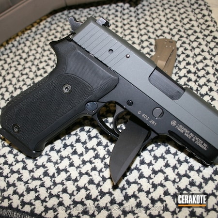 Powder Coating: Sig Sauer,Cerakote,Handguns,Sig P220,SIG™ DARK GREY H-210