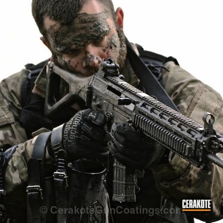 Powder Coating: Sig 556 Cerakote,Graphite Black H-146,Sig Sauer,Spartan Worn,Tactical Rifle,Battleworn,Sig,MAGPUL® FLAT DARK EARTH H-267