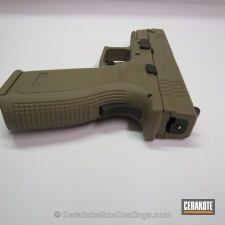 Powder Coating: Graphite Black H-146,Handguns,Springfield Armory,Benchmade Coyote Tan H-239