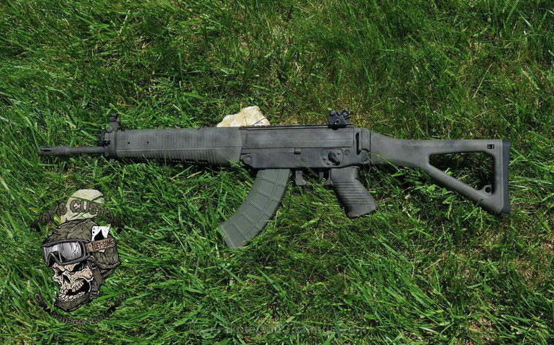 H-248 Forest Green with H-267 MagPul Flat Dark Earth and H-146