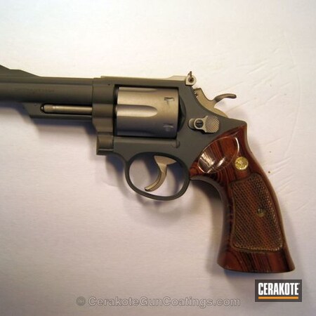 Powder Coating: Smith & Wesson,Revolver,McMillan Grey H-201,Satin Mag H-147