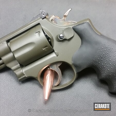 Powder Coating: Smith & Wesson,Revolver,MAGPUL® O.D. GREEN H-232