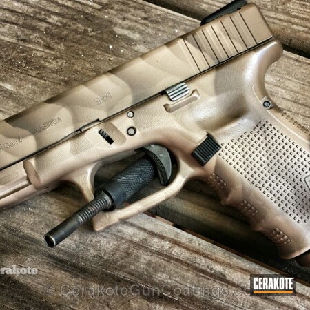 Powder Coating: Glock,Handguns,DESERT SAND H-199,Patriot Brown H-226
