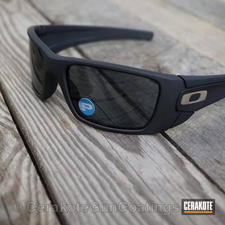 Powder Coating: Sunglasses,Graphite Black H-146,Oakley Fuel Cells,Flat Dark Earth H-265,Oakley