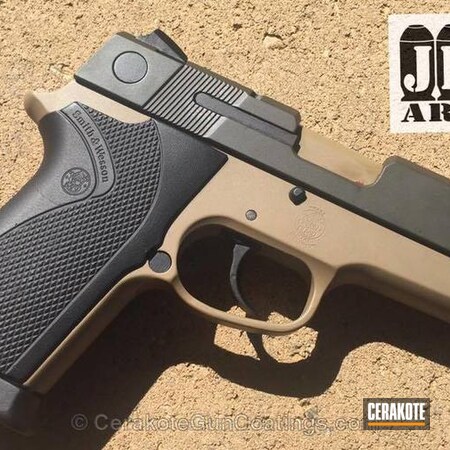 Powder Coating: Graphite Black H-146,Smith & Wesson,Handguns,MAGPUL® O.D. GREEN H-232,Coyote Tan H-235