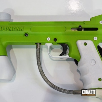 Cerakoted H-140 Bright White With H-168 Zombie Green