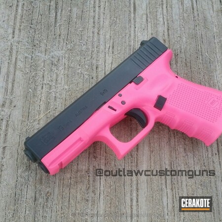Powder Coating: Glock 19,Wild Pink H-208,Graphite Black H-146,Glock