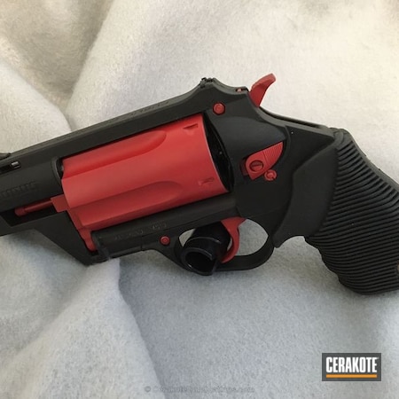 Powder Coating: Polymer Frame,Handguns,Revolver,Public Defender,Judge,FIREHOUSE RED H-216,Taurus