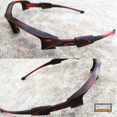 Powder Coating: Sunglasses,Graphite Black H-146,Distressed,USMC Red H-167,Oakley