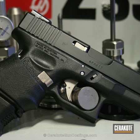 Powder Coating: 9mm,Graphite Black H-146,Satin Aluminum H-151,Glock,Glock 26,Handguns,Pistol,Subcompact