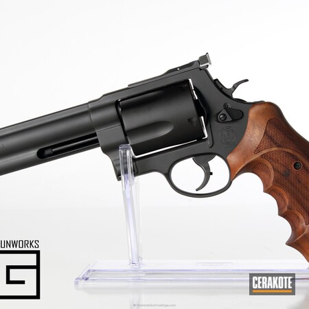 Powder Coating: Graphite Black H-146,Smith & Wesson,S&W 500,Handguns,Pistol,Revolver,Handcannon