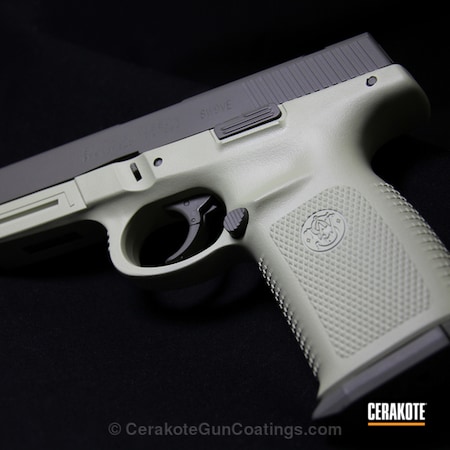 Powder Coating: Smith & Wesson,BAE Green H-211,Handguns,MAGPUL® FOLIAGE GREEN H-231