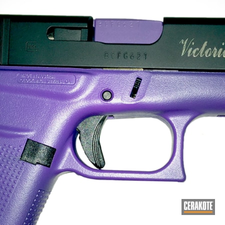 Powder Coating: Graphite Black H-146,Glock,Two Tone,Ladies,Wild Purple H-197,Pistol
