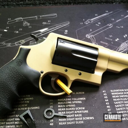 Powder Coating: Smith & Wesson,Desert Sand C-211,Revolver