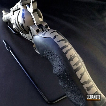 Powder Coating: Graphite Black H-146,Tiger Stripes,Revolver,MAGPUL® FOLIAGE GREEN H-231,Vietnam Tiger Stripe Camo,Ruger,Single-Action Revolver