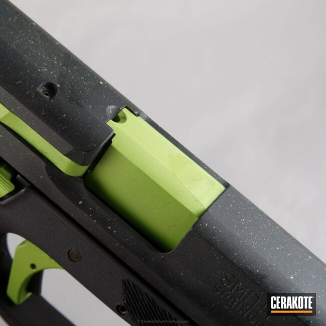 Cerakoted: MAGPUL® STEALTH GREY H-188,Custom M&P9 Competition Gun,Smith & Wesson,Zombie Green H-168,Splatter,Smith & Wesson M&P,Competition Gun,3 Gun