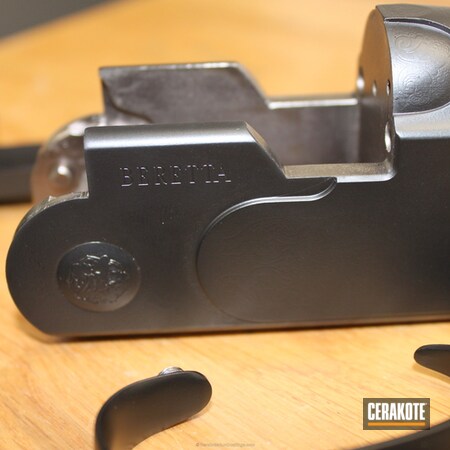 Powder Coating: Graphite Black H-146,Shotgun,Beretta,Solid Tone,Gun Parts
