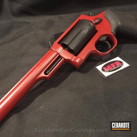 Powder Coating: Graphite Black H-146,Crimson H-221,Two Tone,Revolver,Judge