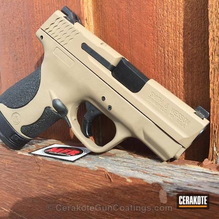Powder Coating: Smith & Wesson,Two Tone,M&P Shield,DESERT SAND H-199,Pistol,Frame Hardware Contrasting
