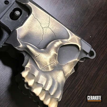Powder Coating: Spike's Tactical The Jack,Chocolate Brown H-258,Spike's Tactical,Desert Gold: H-246,Armor Black H-190,Sharps Brothers,Jack,Light Sand H-142,Lower,MAGPUL® FLAT DARK EARTH H-267
