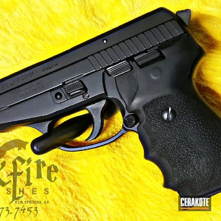 Powder Coating: Graphite Black H-146,Sig Sauer,Pistol,Sig Sauer P239,Solid Tone