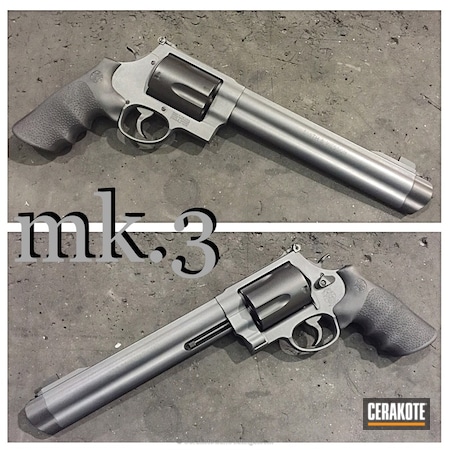 Powder Coating: Graphite Black H-146,Smith & Wesson,S&W 500,Revolver,.50 cal,Sniper Grey H-234
