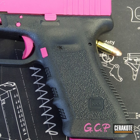 Powder Coating: Glock,Custom Color,Custom Cerakote,Custom Paint,SIG™ PINK H-224,Custom Graphic,Initials,Glock 17