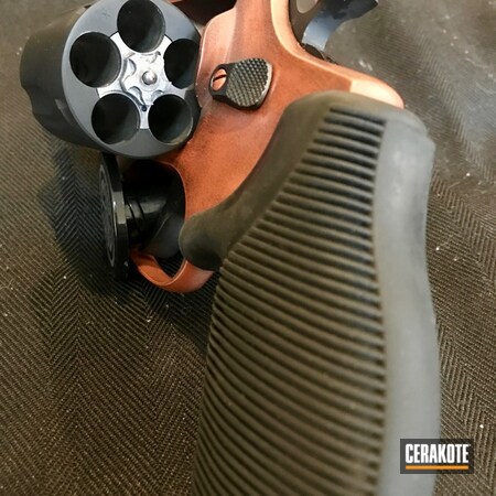 Powder Coating: Graphite Black H-146,Distressed,Copper,Gold H-122,Revolver,Custom Mix,USMC Red H-167,Taurus,Custom Copper,Burnt Bronze H-148