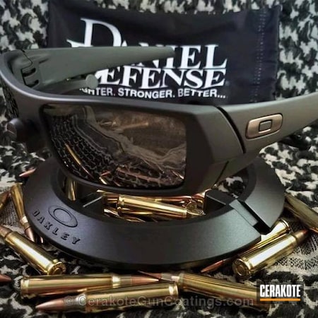 Powder Coating: Sunglasses,Sniper Grey H-234,Oakley Gascan,Burnt Bronze H-148,More Than Guns,Oakley,MAGPUL® FLAT DARK EARTH H-267