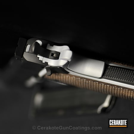 Powder Coating: Graphite Black H-146,1911,Handguns,Crushed Silver H-255,Colt