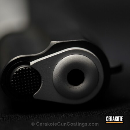Powder Coating: Graphite Black H-146,1911,Handguns,Crushed Silver H-255,Colt