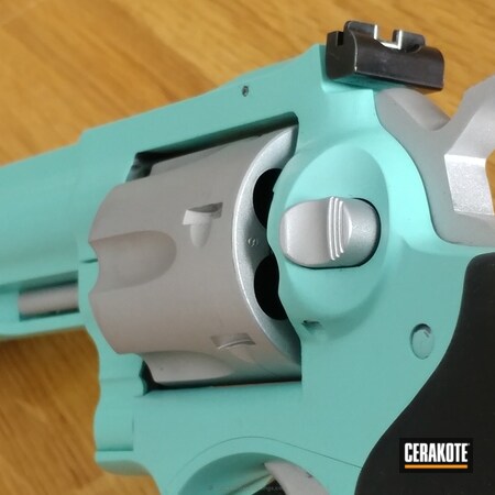 Powder Coating: Two Tone,Crushed Silver H-255,gp100,Revolver,Robin's Egg Blue H-175,Ruger