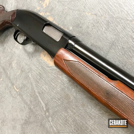 Powder Coating: Shotgun,Gloss Black H-109,Winchester,Restoration
