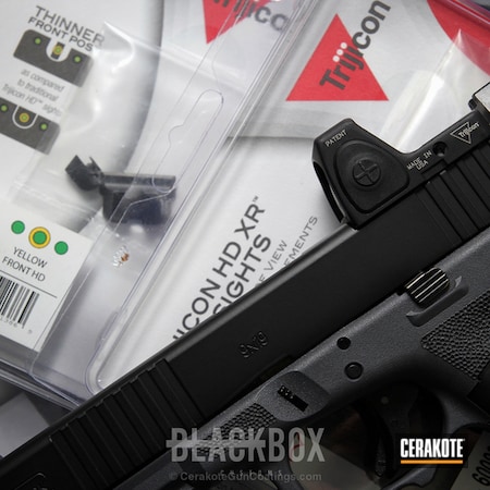 Powder Coating: Graphite Black H-146,Glock,Two Tone,Pistol,Stippled