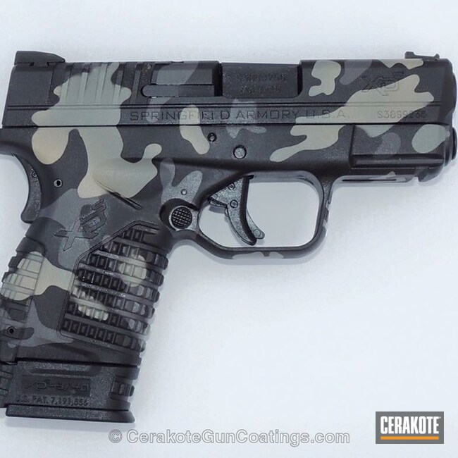 Cerakoted: Springfield XD,BATTLESHIP GREY H-213,Pistol,Springfield Armory,SIG™ DARK GREY H-210,Handguns,Urban Camo