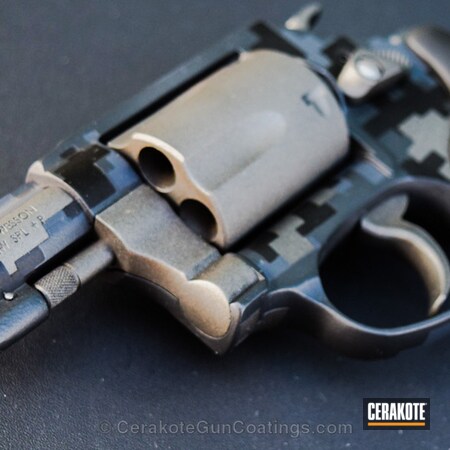 Powder Coating: Smith & Wesson,Graphite Black H-146,Handguns,Combat Grey H-130,Crushed Silver H-255,Revolver,MAGPUL® STEALTH GREY H-188,Digital Camo